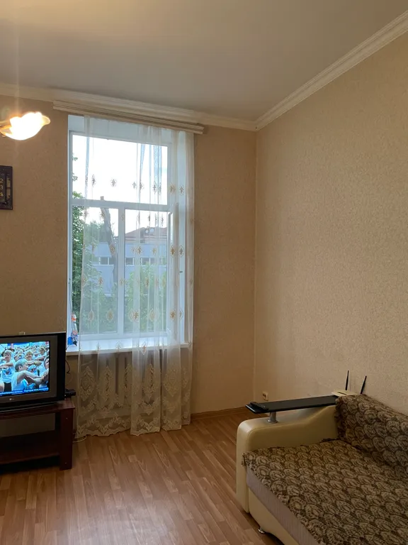 Уютная, светлая квартира с высокими потолками