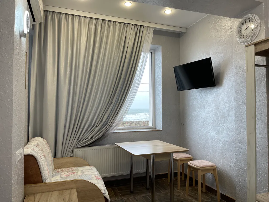 Квартира Уютные апартаменты с кухней на первом этаже — аренда посуточно в Феодосия