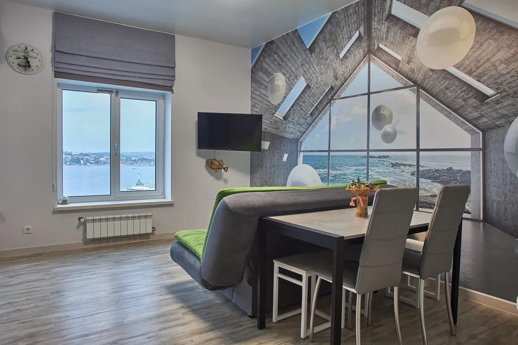 Студия на Хрустальном с видом на бухту Севастополя