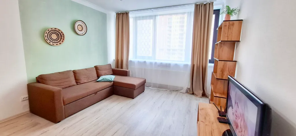 3-комнатная квартира с видом на парк и озеро