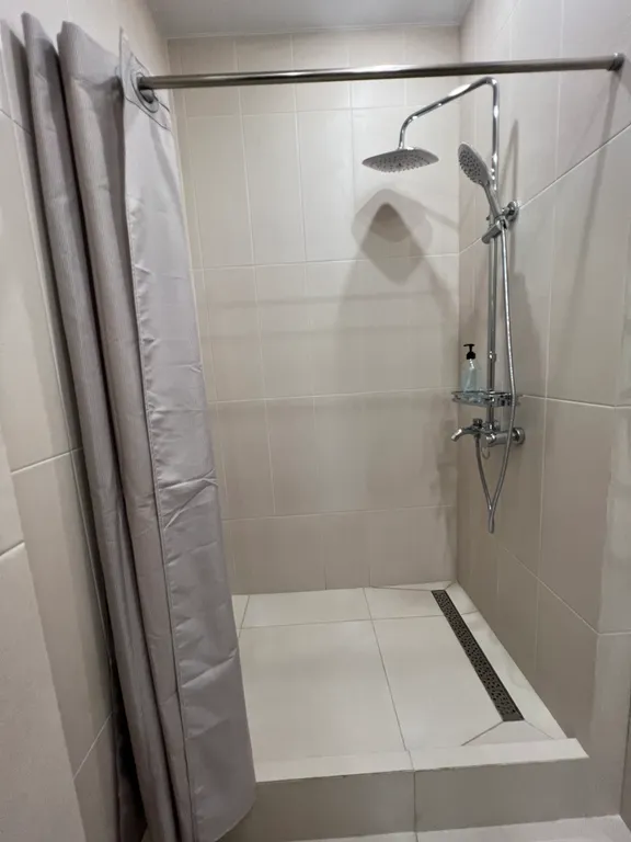 Красивая студия в центре, рядом Белоусовский парк