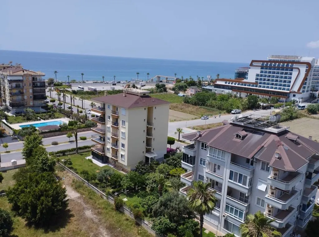 Квартира на берегу средиземного моря Sfera residence