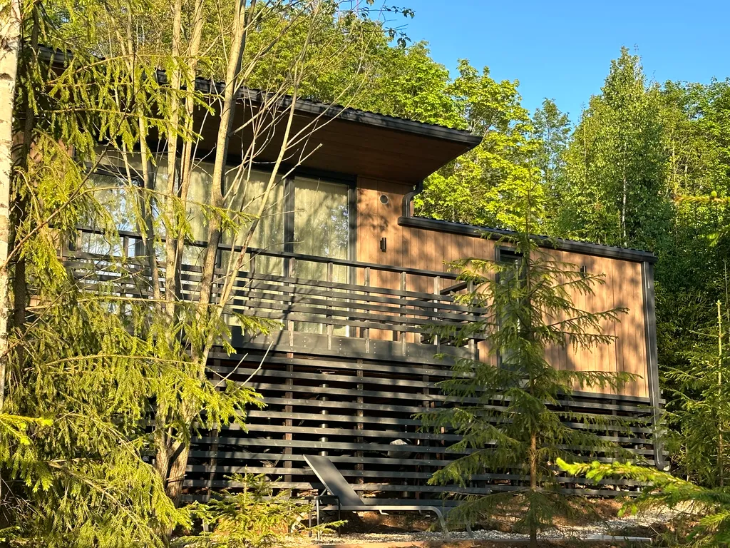 Дом Вапити - уютный коттедж на отдельном лесном участке