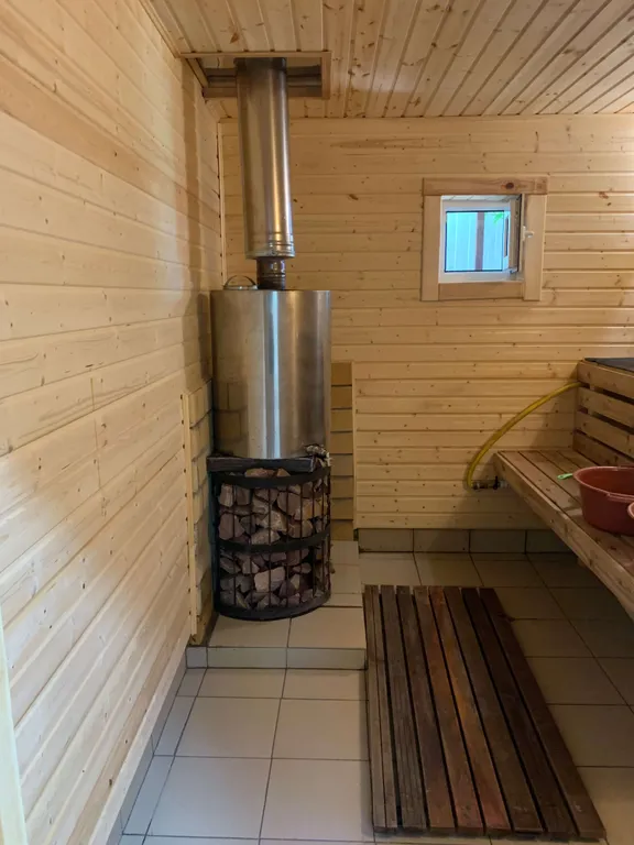 Дом с русской баней, банным чаном, бассейном