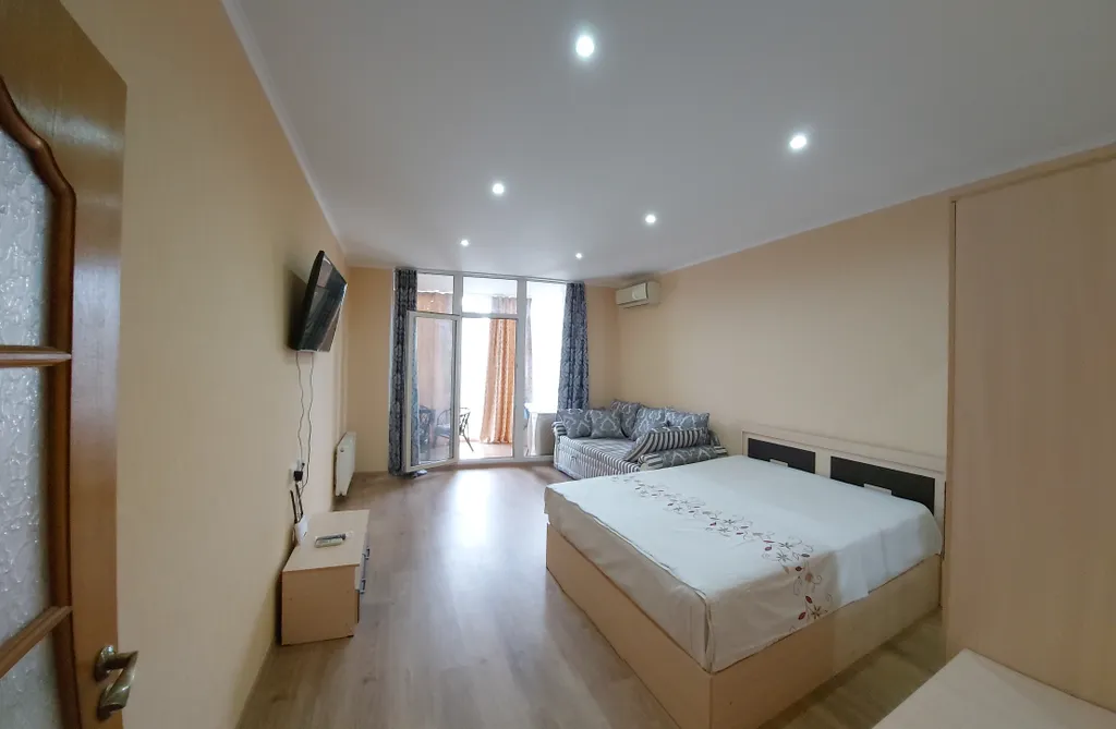 Квартира Квартира Комфортабельная просторная — Севастополь