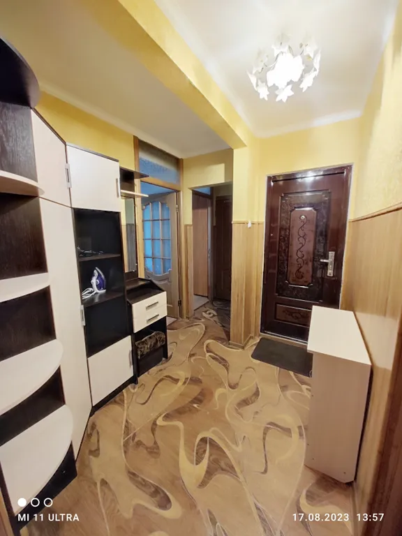 Семейная трехкомнатная квартира с видом на море