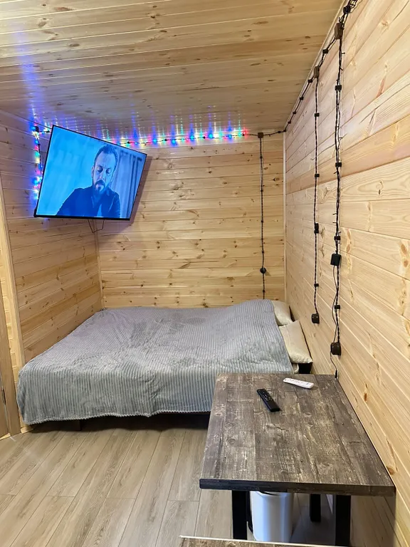 Уютный номер в лесу