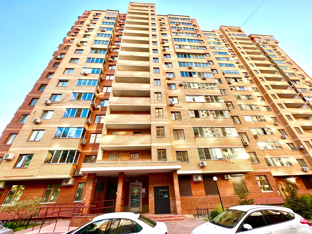 Уютная просторная двушка с видом на реку Волгу