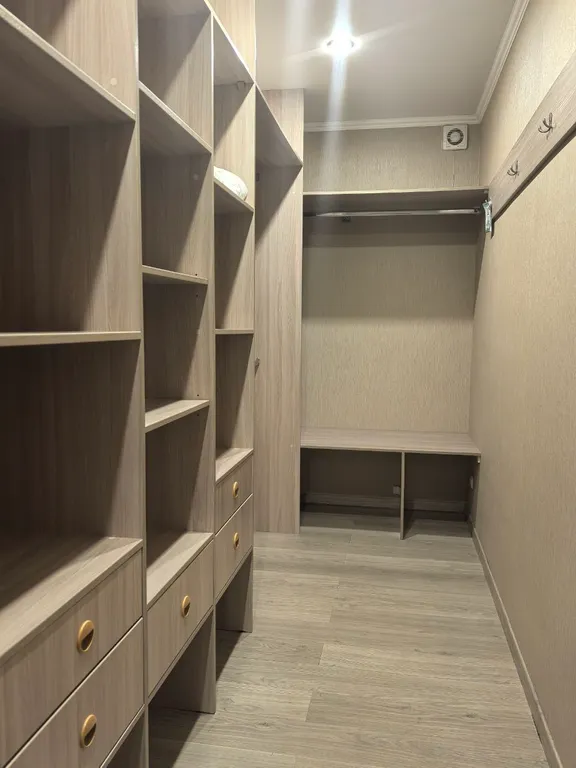 Просторное жилье у Сенного рынка