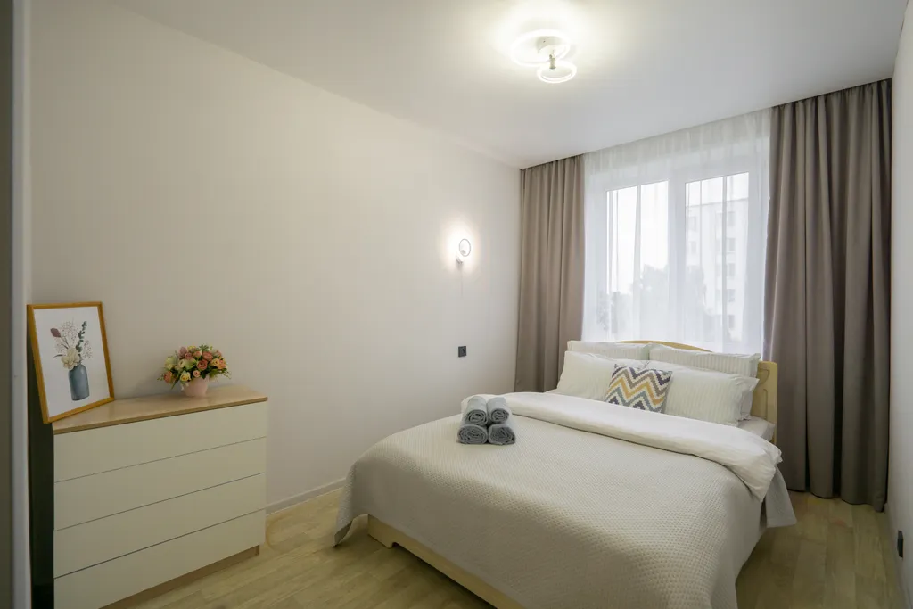 Уютная светлая двухкомнатная квартира рядом с парком — аренда посуточно в Набережные Челны