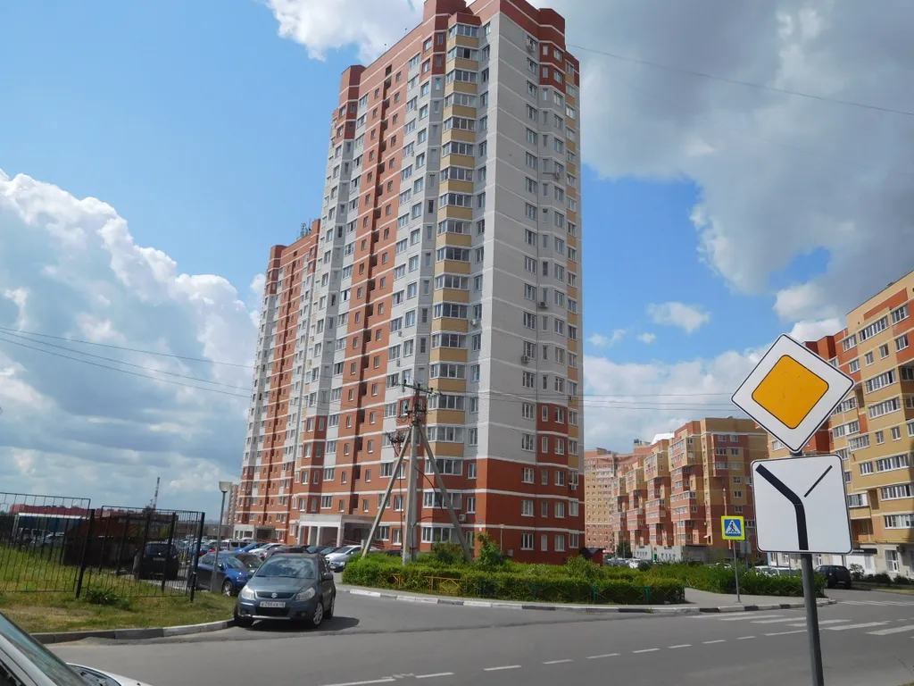 Уютные апартаменте в Университетском Золотой Лев " Изумрудные "