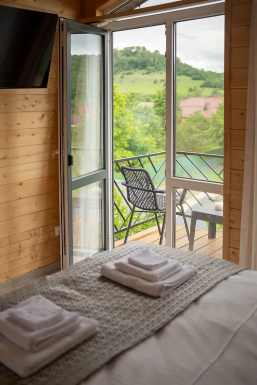 Однокомнатный двухместный дом