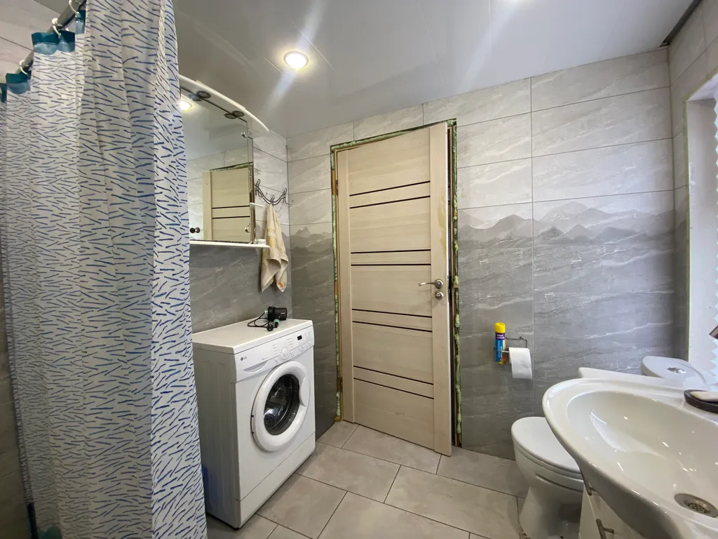 Дом с печкой, баней и речкой