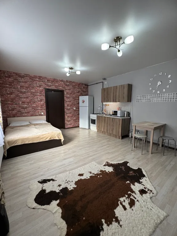 Коттедж Часть дома с отдельным входом у озер и леса, качели и мангал во дворе — Санкт-Петербург