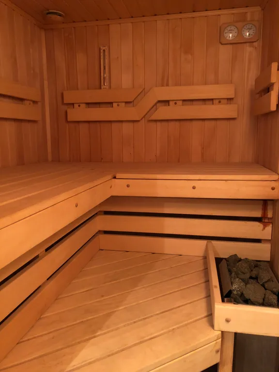 Семейные аппартаменты с сауной в центре