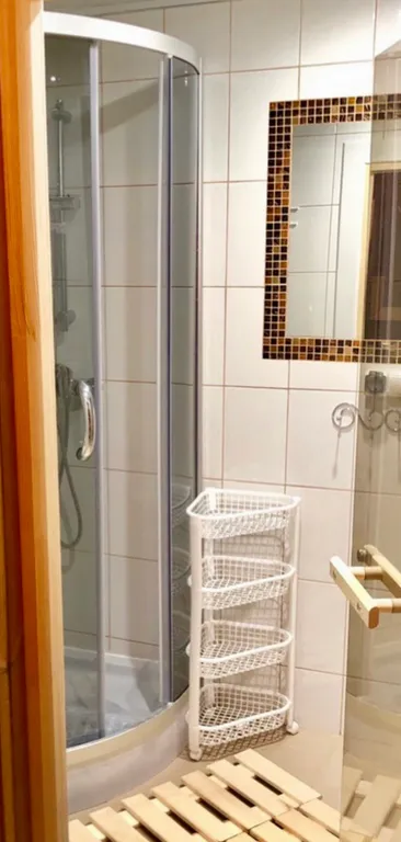 Дом на берегу озера