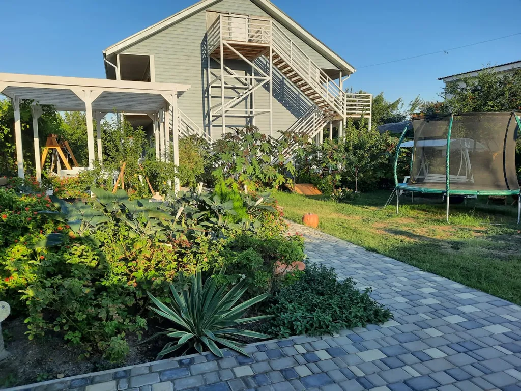 Студия с собственной террасой и кухней