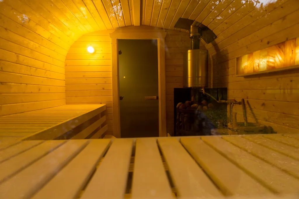 Дом у реки Волма в лесу