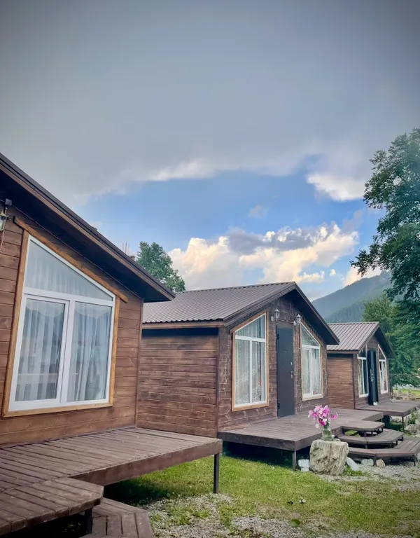 Коттедж Домик с верандой — аренда посуточно в Архыз