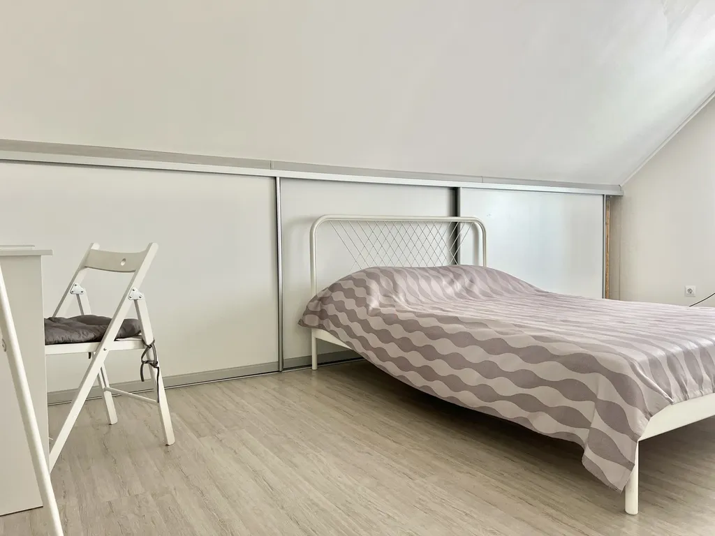 Загородный дом 5 спален с бассейном и большой территорией