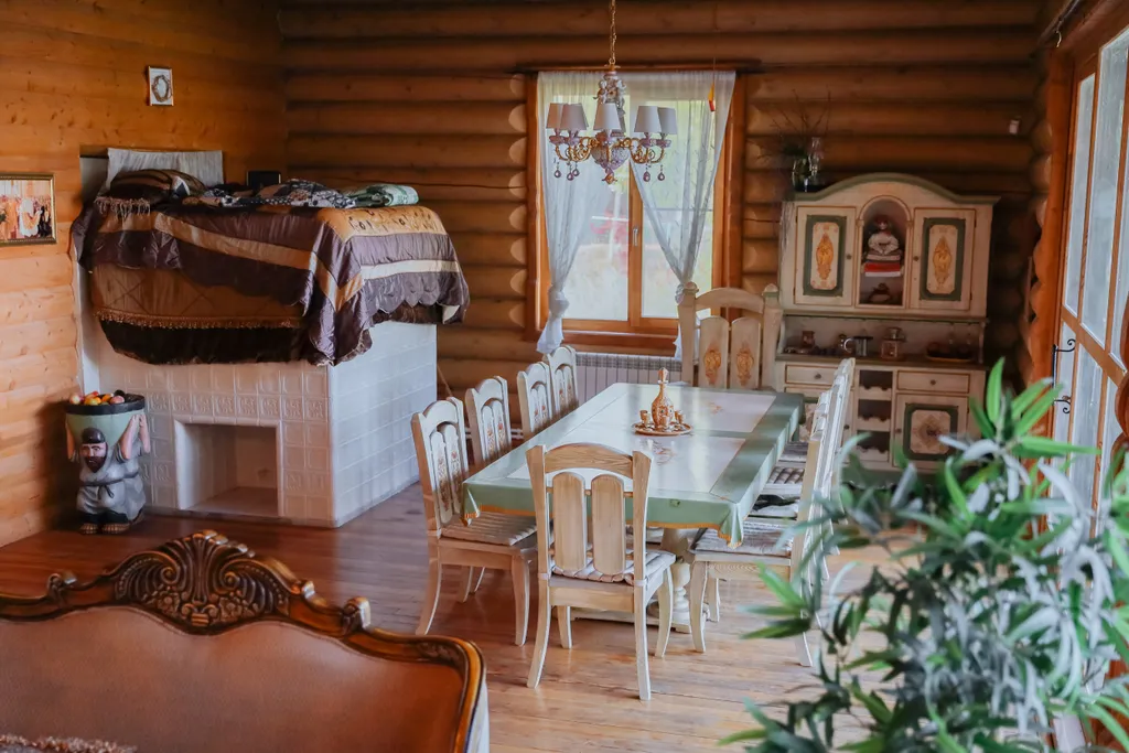 Огромная фамильная усадьба с баней на берегу водохранилища