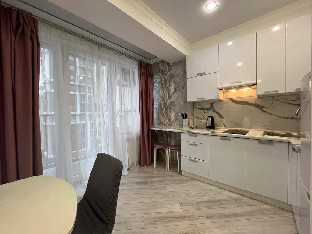 Уютная квартира у моря с отдельной спальней