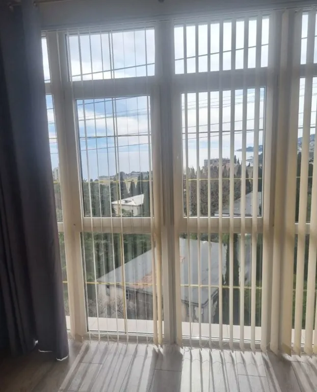 Апартаменты с кухней и панорамный видом на море и гору Ай-Петри