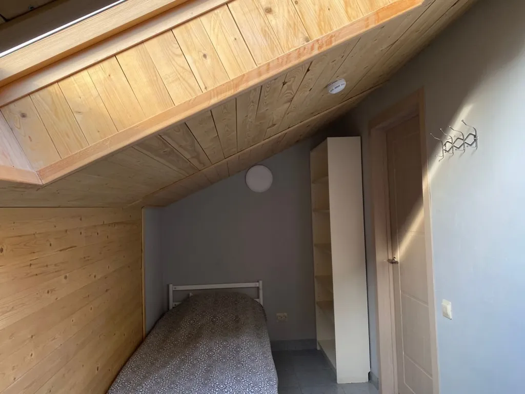 Двухместный номер с общей ванной комнатой