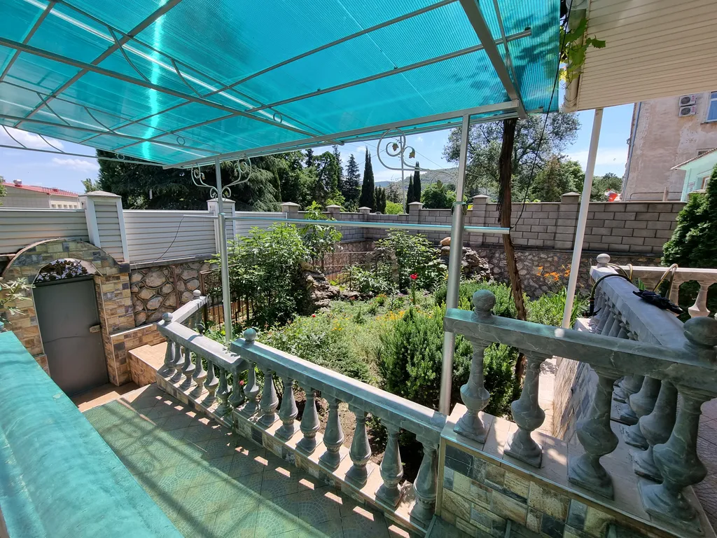 Коттедж 2-комнатный Дом — Севастополь