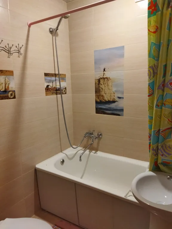 Домик с видом на море