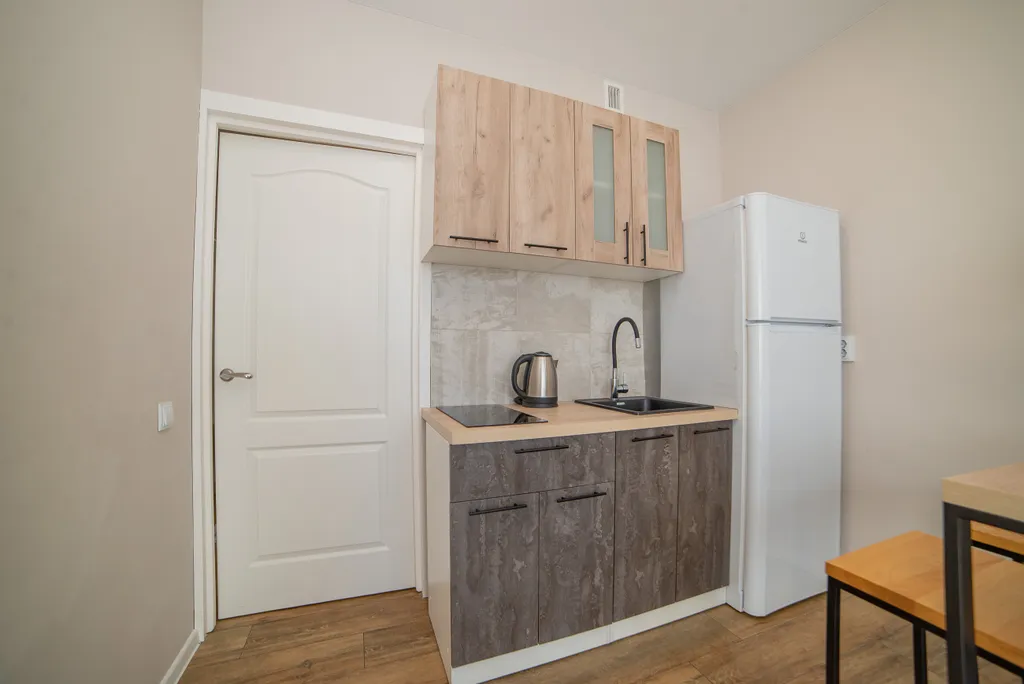 Евро 2К около метро Уральская для 5и гостей