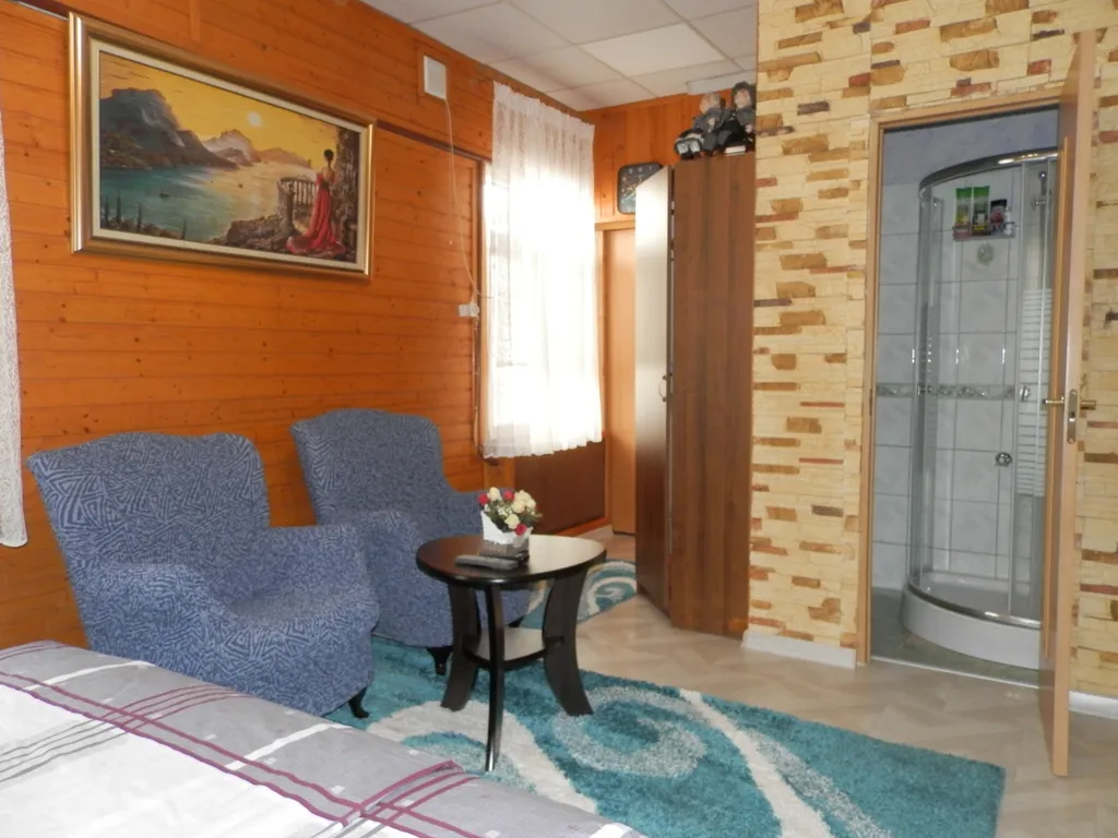 Коттедж 1-комнатный Дом — Калининград