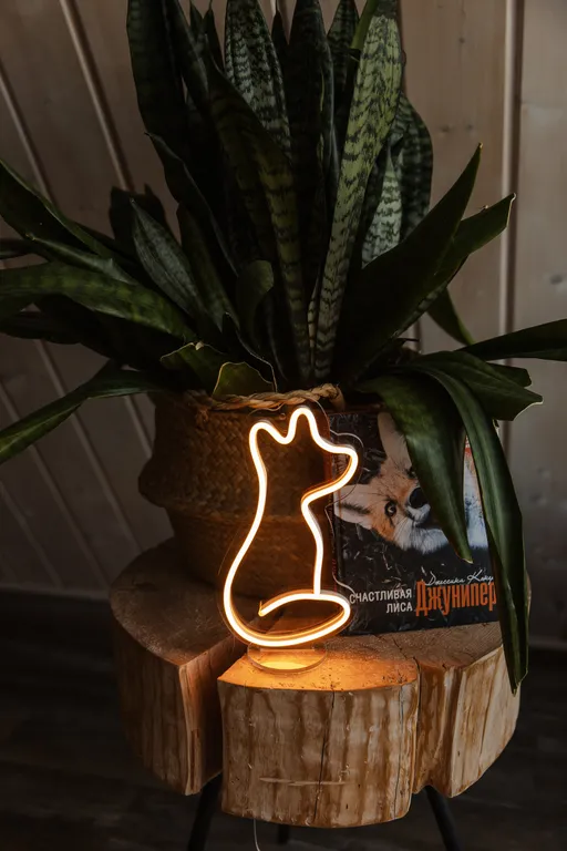 Лиса в шалаше в Тайцах