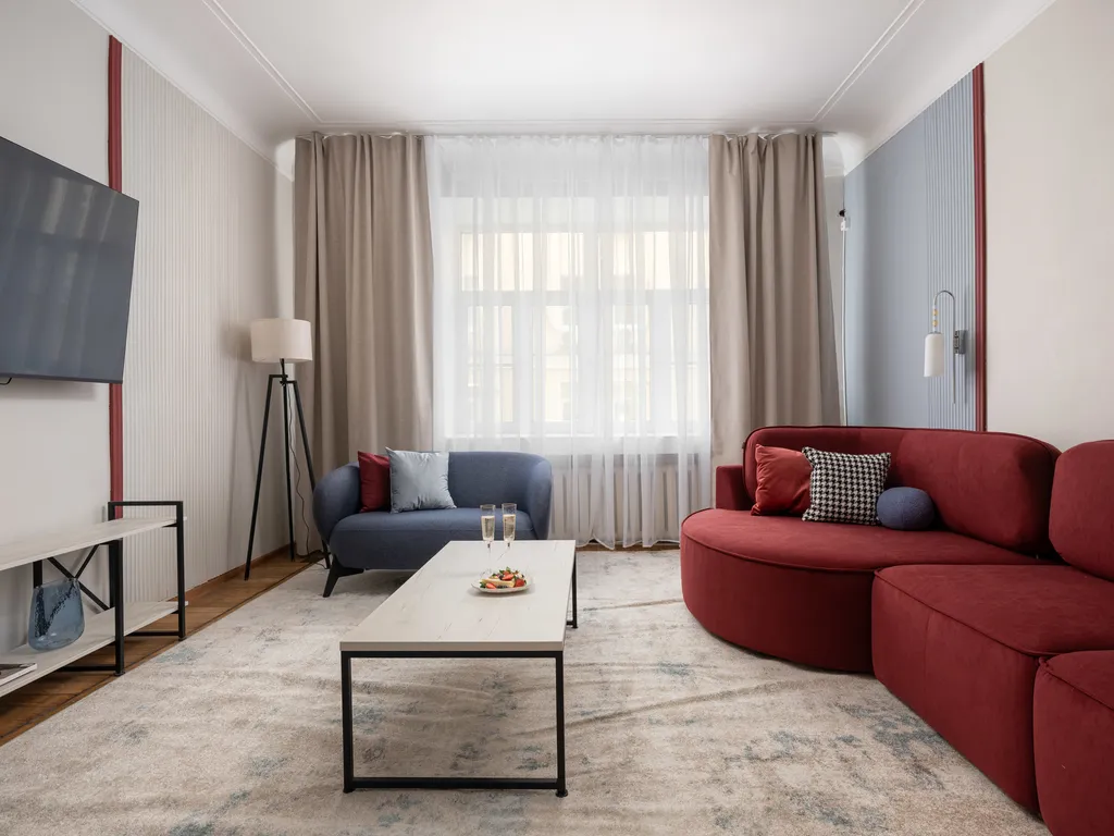 Четверка на Патриках в вишнёвых тонах