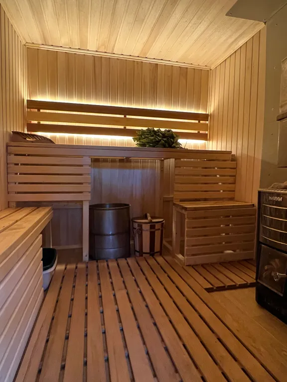 Дом отдыха и развлечений American House