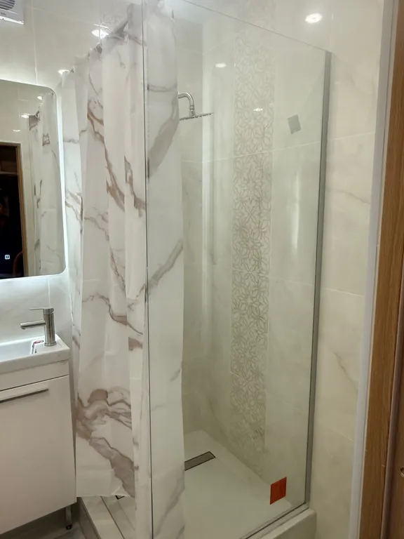 Однокомнатная квартира в самом центре у набережной и жд. вокзала