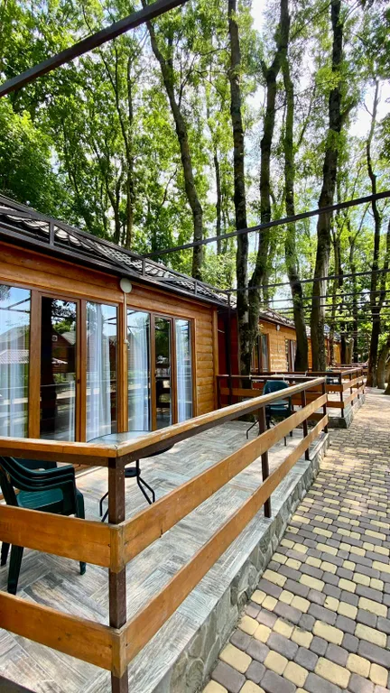 Коттедж Двухкомнатный домик в 250 метрах от моря в тени деревьев — аренда посуточно в Лермонтово