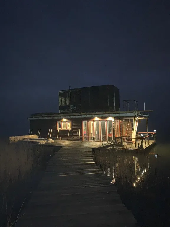 Дом-корабль с баней на Минском море