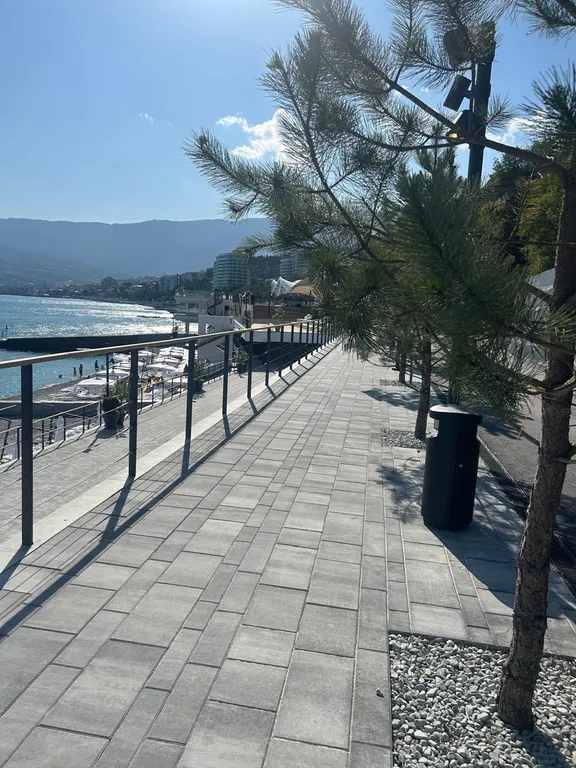 Квартира у пляжа "Изумрудный"