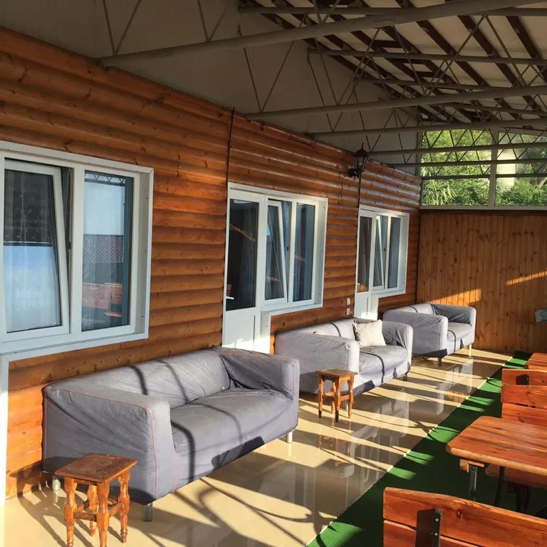 ТРЕХМЕСТНЫЙ НОМЕР С ДИВАНЧИКОМ