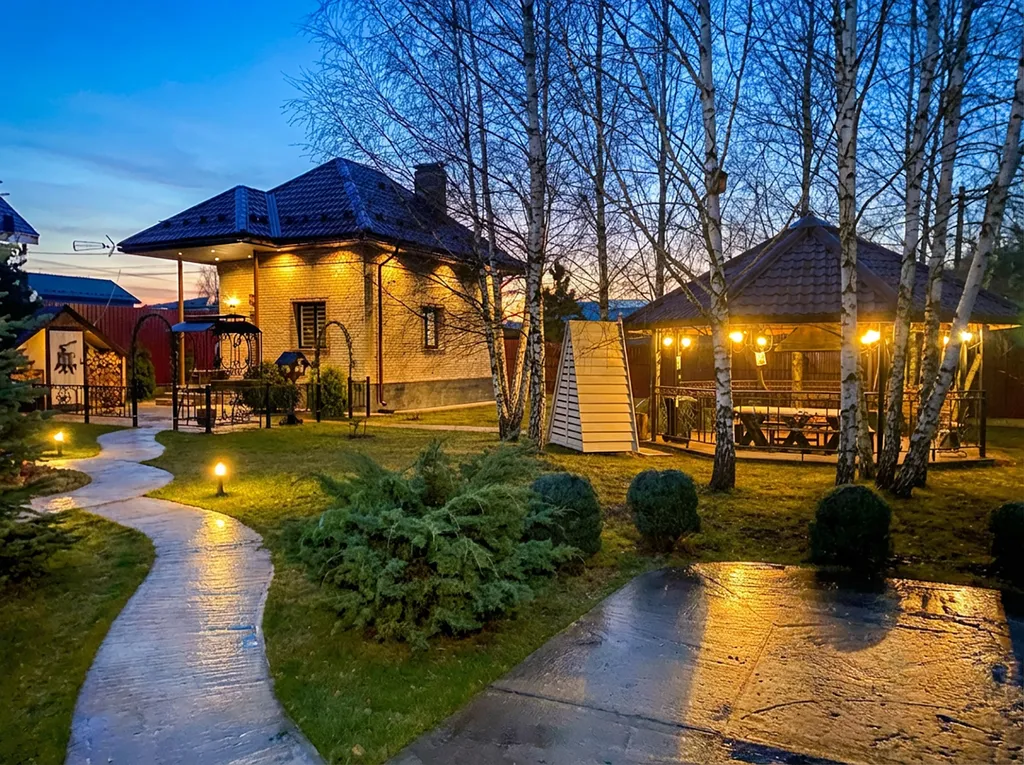 Современный домик с баней, чаном и беседкой