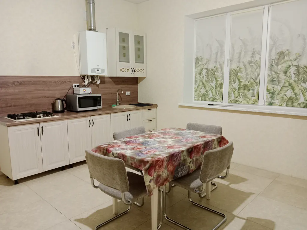 Большая квартира с индивидуальным отоплением  (детские принадлежности) — аренда посуточно в Георгиевск