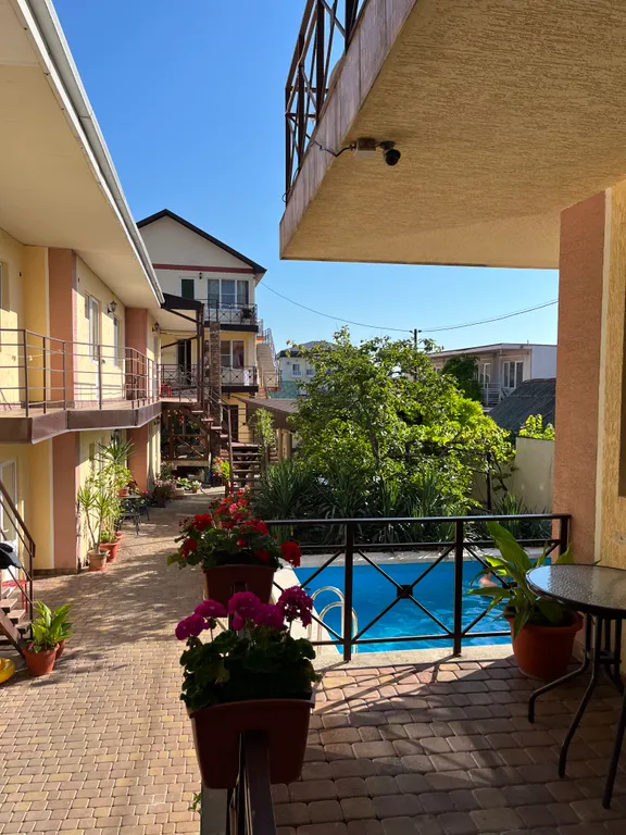 Двухкомнатный номер с кухней и бассейном