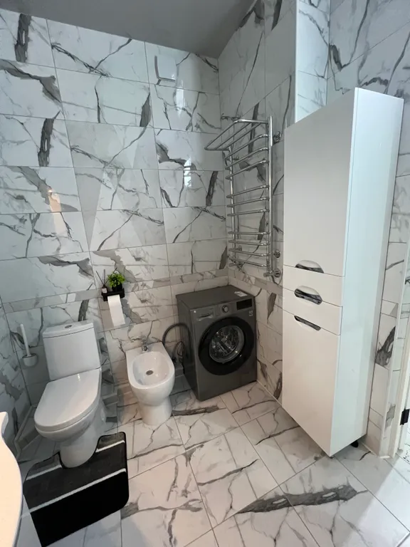 Квартира Квартира Уютная, новая в самом лучшем районе города, 5 мин до моря — Геленджик