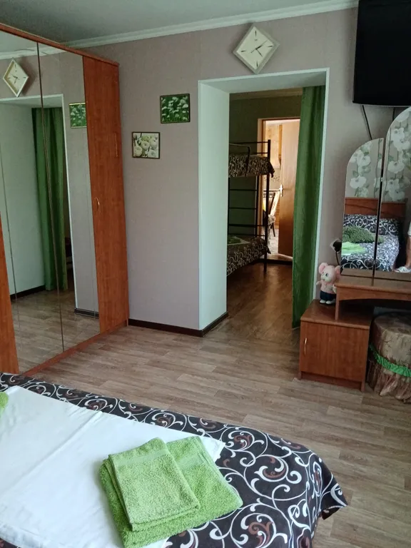 Квартира Квартира Уютный двухкомнатный — Кучугуры