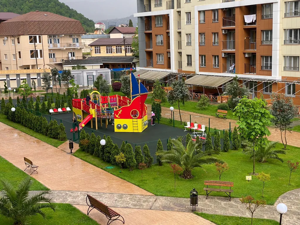 Квартира с отдельной спальней и дизайнерским ремонтом