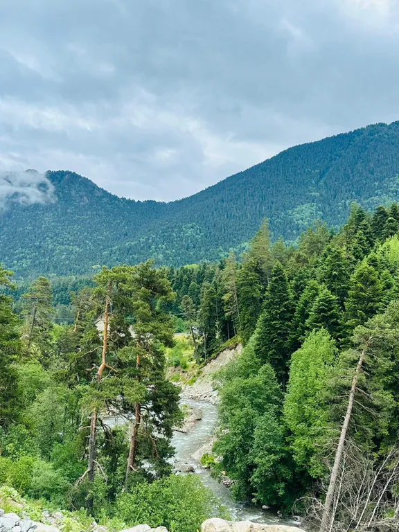 Коттедж Барнхаус с видом на горы и реку — Архыз