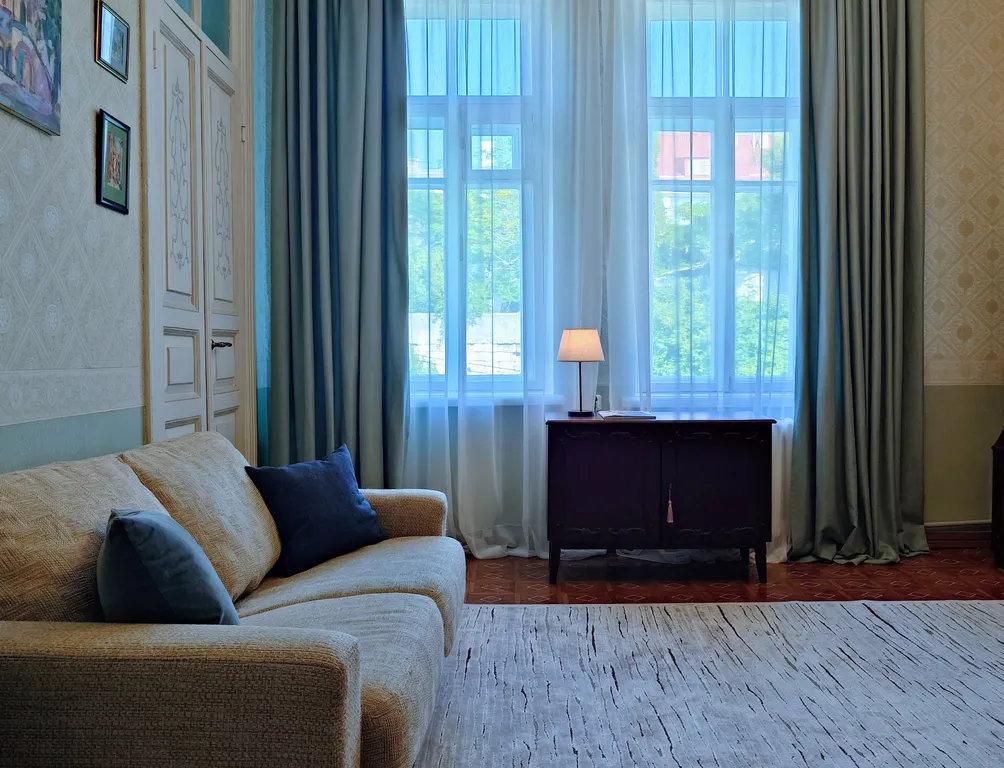 Квартира Уютная двухкомнатная квартира с видом в самом центре города — Севастополь