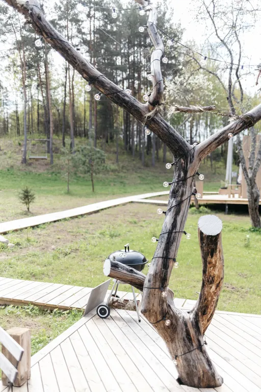 Уютный дом Японская куница с панорамными окнами с видом на лес