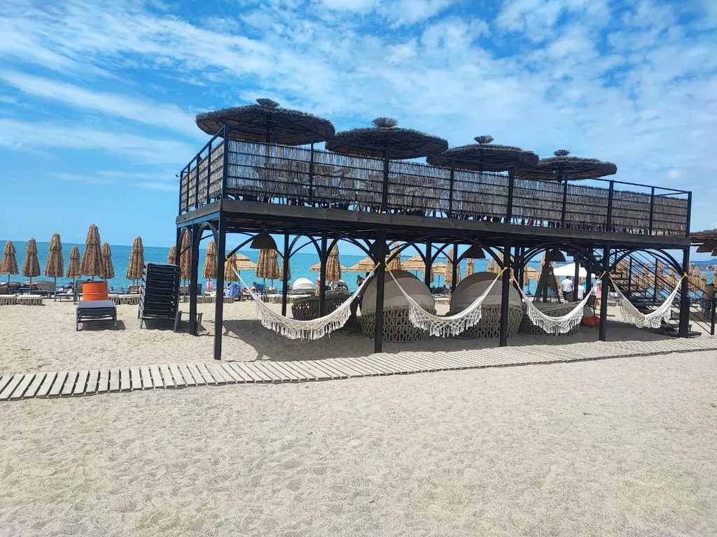 Просторная квартира у моря